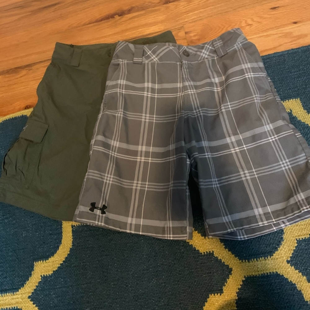 Boys under armour shorts M